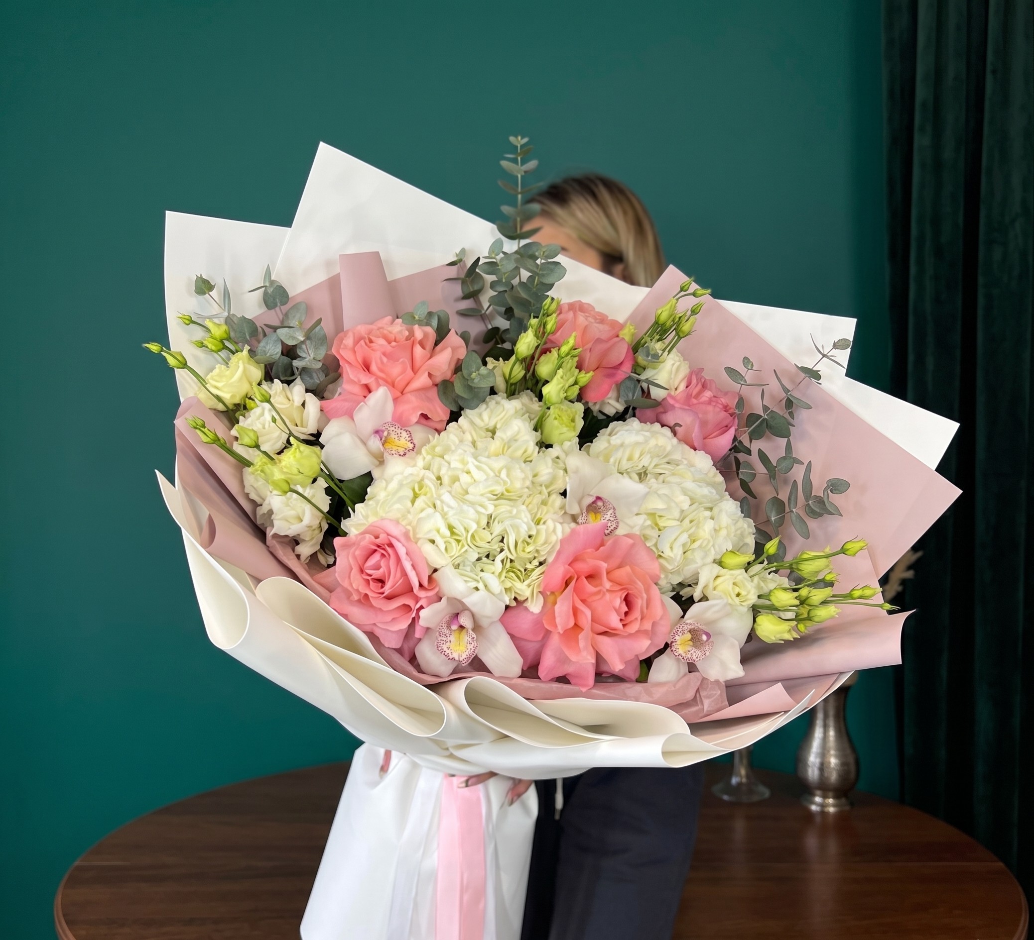 Bouquet with mix flower-80